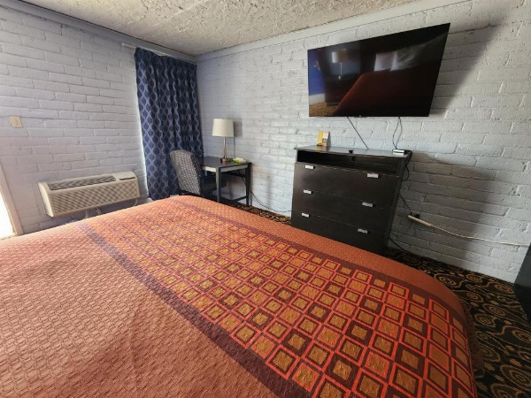 Carthage Inn image 8